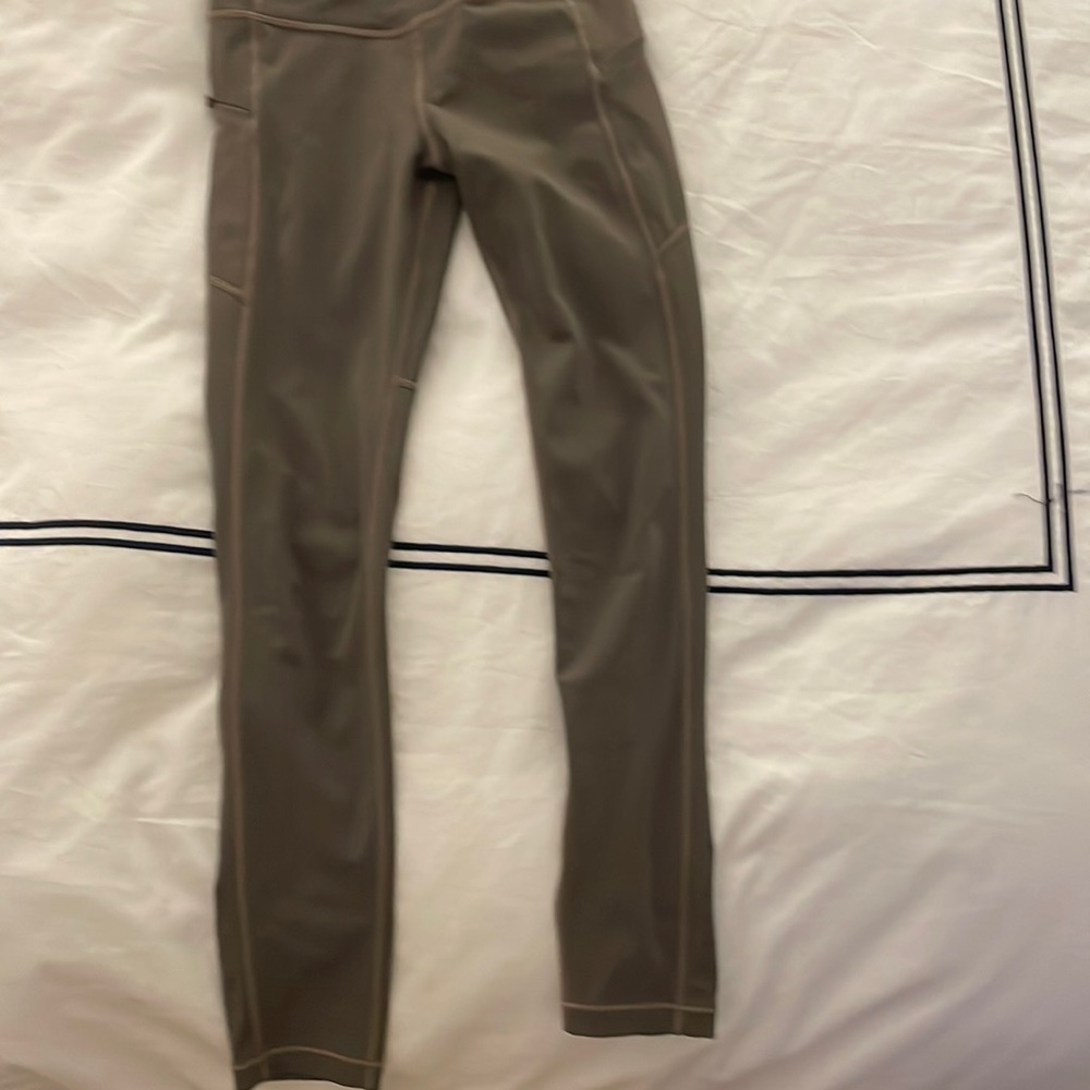 Athleta leggings